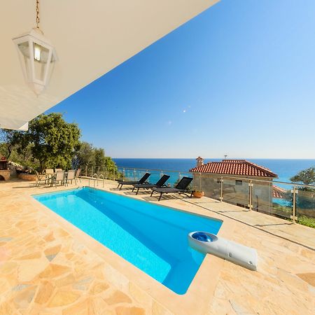 Orient Villas Exclusive Mikro Nisi Dış mekan fotoğraf