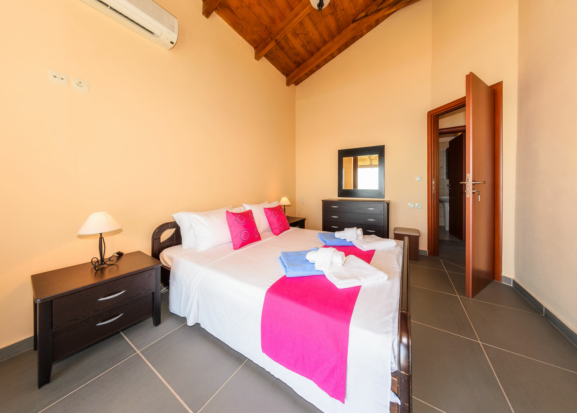 Orient Villas Exclusive Mikro Nisi Dış mekan fotoğraf